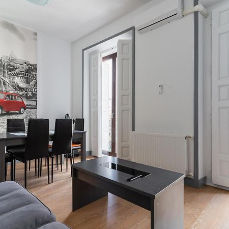 2 Bedrooms 1,5Bathrooms Furnished - Sol - Bright & Functional - Mintystay Madrid Buitenkant foto